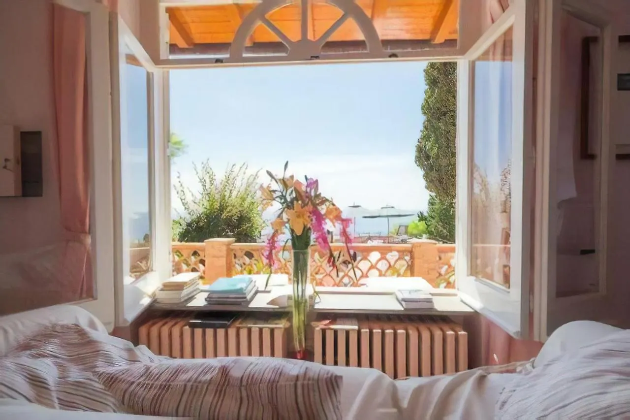 Villa Krater Taormina Italy